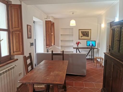 Appartamento sulla Via Francigena vicino Roma a 10 mín da Vallelunga e Lago di Bracciano - Housity