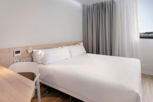 B&B HOTEL Famalicão - Housity