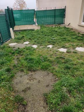 Maison 3 chambres. cour Privative 2 places de parking privatives - Housity