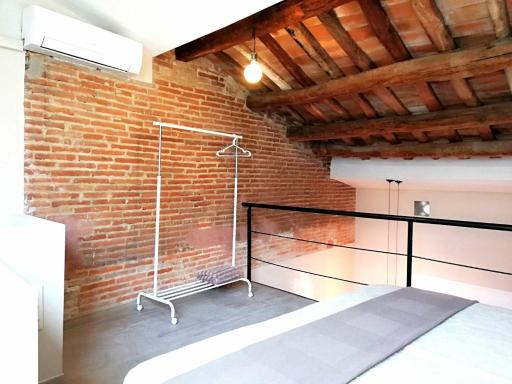 Mazi Apartments Penthouse - Housity