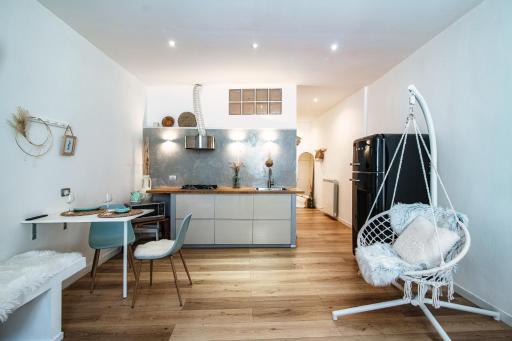 Il Nido Tra Le Mura - by MyHomeInComo - Housity