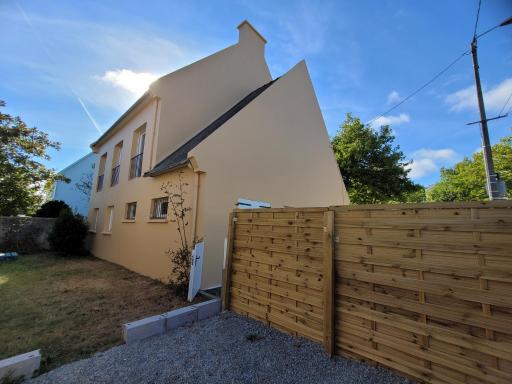 Maison de ville avec 4 grandes chambres - Housity