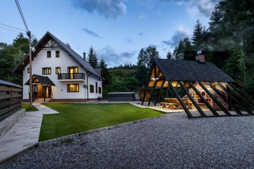 Villa Trésor Voronet - Housity