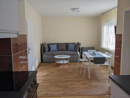 Affordable and Newly Renovated 1-bedroom Apartment - Housity