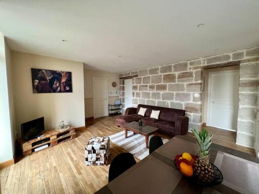 Casa Zola - Magnifique T3 Climatisé - Centre Ville - Housity