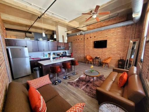 Cool South Loop Loft 5 Min to McCormick & Loop - Housity