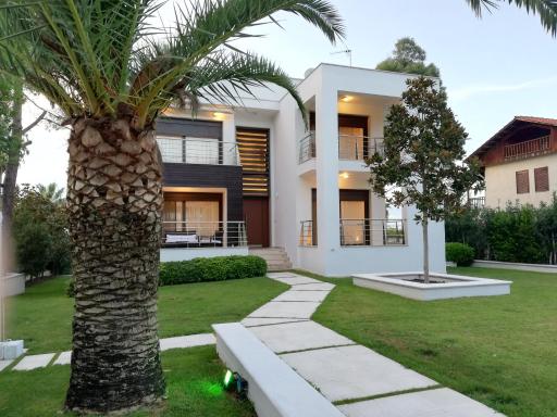 Villa Samaya - Housity