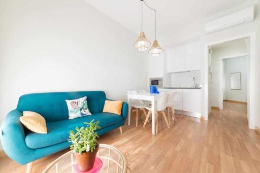 Casa Angeline Azul 1 By KubiK - Housity