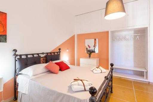 Frank's and Art Love Apartments - Housity