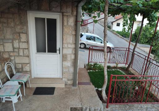 Studio apartman Jakšić - Housity