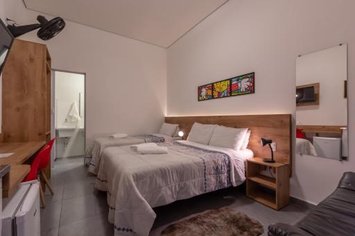 BH Studios Hotel Brás - Housity