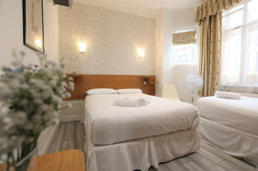 Anchor Guest House - Housity
