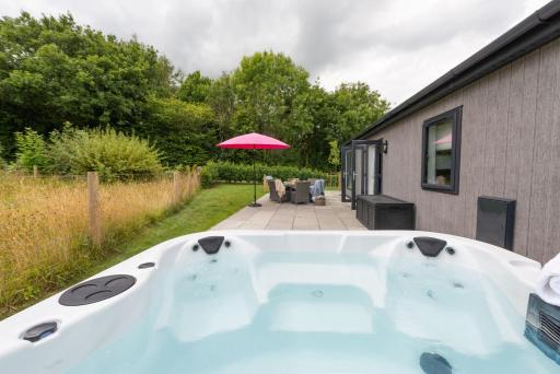 Blossom Lodge, 1 Roadford Lake Lodges - Housity