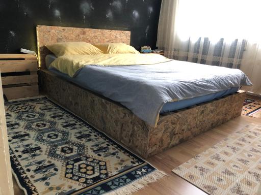 Sokak Lambasi - Housity