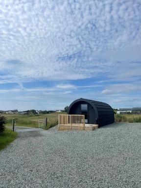 Allt Yelkie Pod Aon, Earlish - Housity