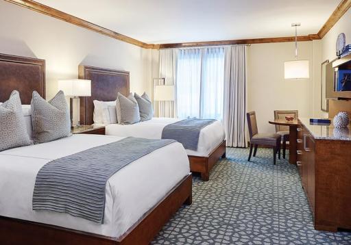 The Sebastian- Vail Double Queen Hotel Room - Housity
