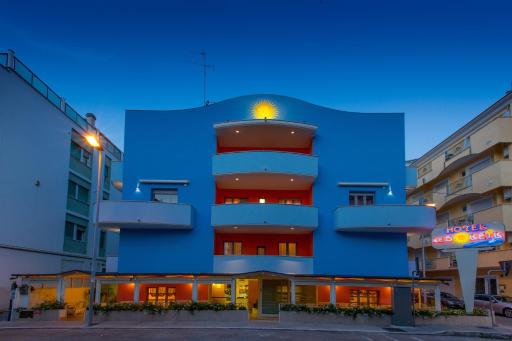 Hotel Le Soleil - Housity