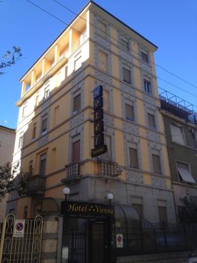 Hotel Vienna - Housity