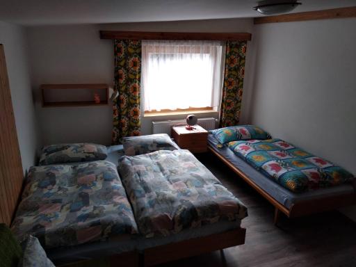 Prázdninový dům s finskou saunou a bazénem - Housity