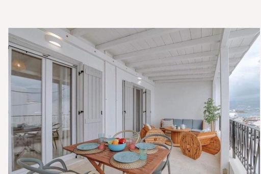 GARBIS HOUSE ( Antiparos Main Street ) - Housity