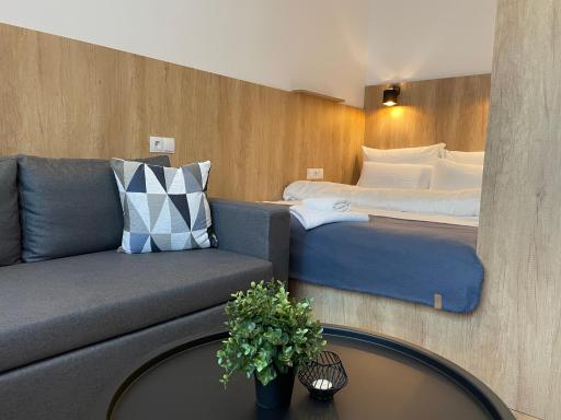 SH Studio Apartments Sarajevo - Blue - Housity