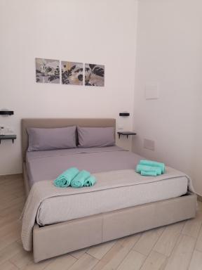 Emir Rooms - Housity