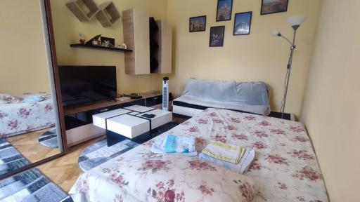 Robert's Apartment - Housity