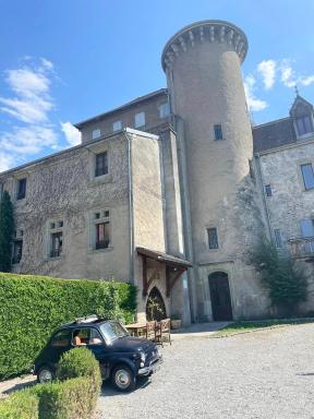 Superbe appartement au château d'Allaman de 80m2 - Housity
