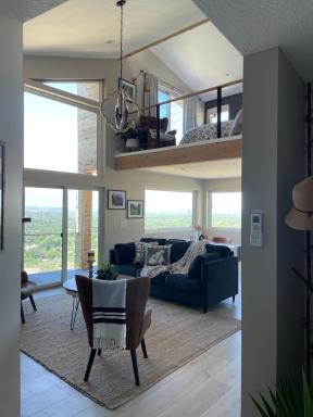 Luxury Alpine Treehouse - Housity