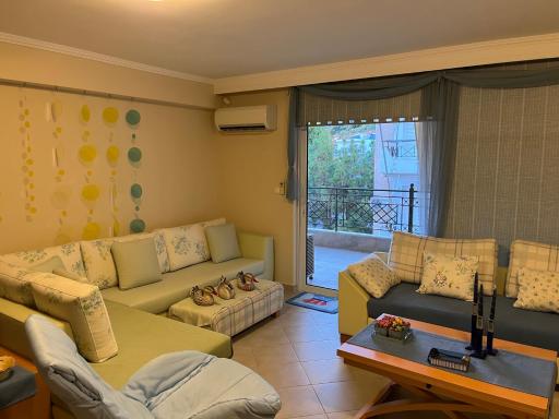 'Ομορφο διαμέρισμα σε πολυκατοικία στο Loutraki - Housity