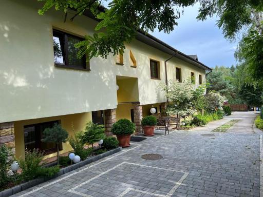 Bar Sandacz - Housity