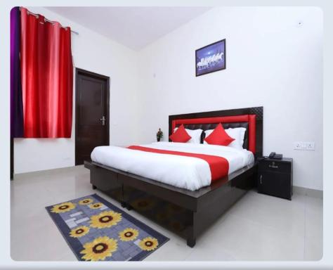 NOIDA DREAMZ 46 - Housity