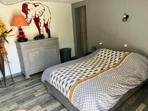 AU COEUR DES CHATEAUX DE LA LOIRE - Housity