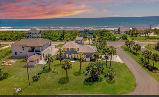 Luxury Ocean Blue beach house- 3 bed room Dog friendly - Housity