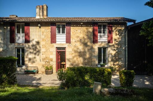 Carsin Cottage - cozy & comfortable farmhouse - Housity