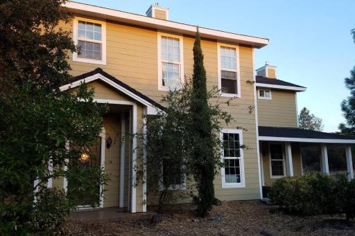 Huge Home in Butte Valley - Great for a Large Group! - Housity