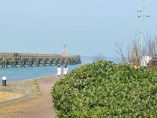LA PAUSE studio sur le quai Maupassant à Fécamp - Housity