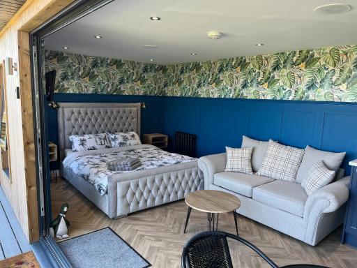 The Rhossili bay secret - Housity