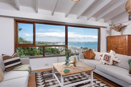 Marine Lodge, Newlyn - Housity