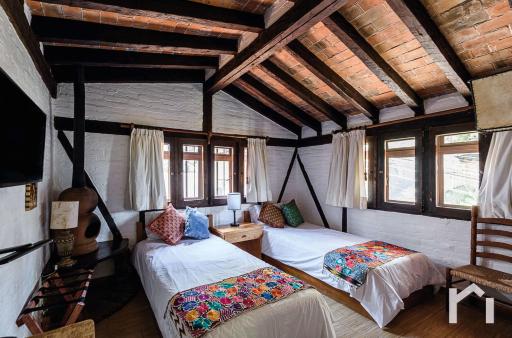 Cuarto Privado en Hostal Para 2 Personas - Housity