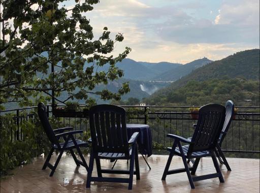 Casa sulla Cascata delle Marmore - con vista - Housity