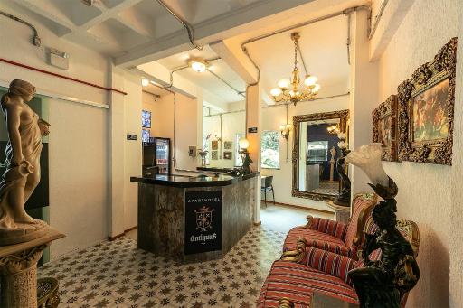 Antiquus ApartHotel - Housity