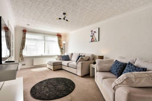 Windsor Gardens - Housity