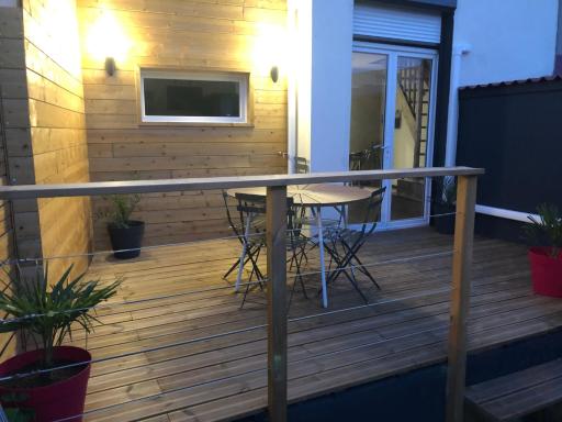 Au pied de la plage rdc - Housity