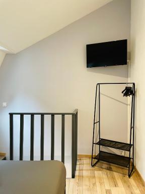 BE MY APPARTS, Studio de charme "LE COSY", DOUAI, Coeur de ville - Housity