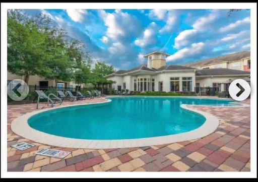 Lovely 1bedroom with a pool Midtown Houston TX - Housity