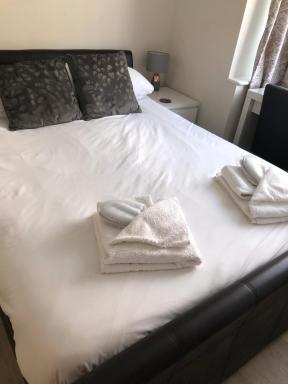 FIVEWAYS HAPPY STAYS, BRIGHTON CENTRE, Free Parking - Housity