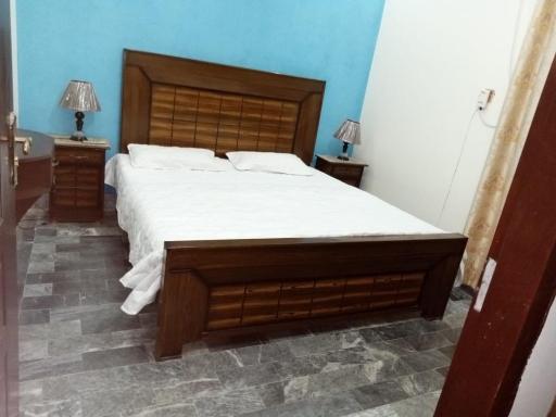 Huzaifa apartments - Housity