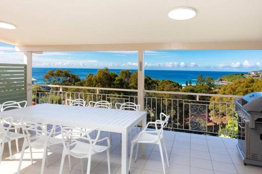 Becker Bliss - Ocean views, 5 bedrooms, sleeps 12 - Housity