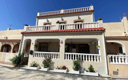 La Marina Urb, Beautiful 4 bedroom House, Alicante, San Fulgencio, Spain - Housity
